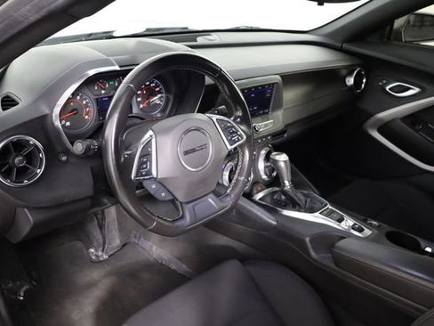 Used 2022 Chevrolet Camaro LT RWD image 25