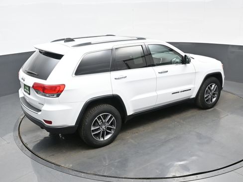 Used 2018 Jeep Grand Cherokee Limited image 37