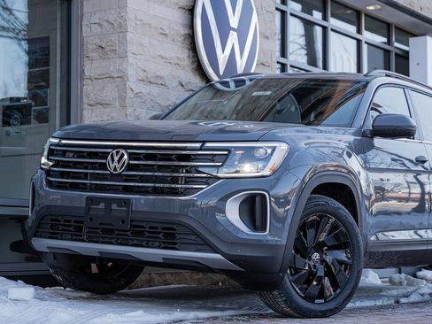 New 2026 Volkswagen Atlas SE AWD/4WD image 2