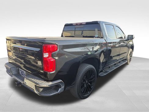 Used 2022 Chevrolet Silverado 1500 LTZ w/ Technology Package image 2