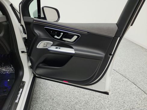 Certified 2026 Mercedes-Benz EQE 320+ SUV image 20