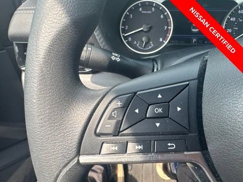 Certified 2024 Nissan Sentra SV FWD image 20