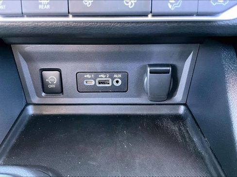 Certified 2025 Nissan Sentra SR w/ SR Premium Package image 15