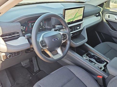 New 2026 Ford Explorer Active image 3