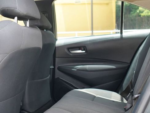 Used 2021 Toyota Corolla LE image 15