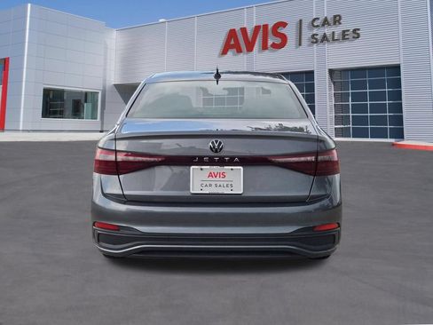 Used 2025 Volkswagen Jetta Sport FWD image 7