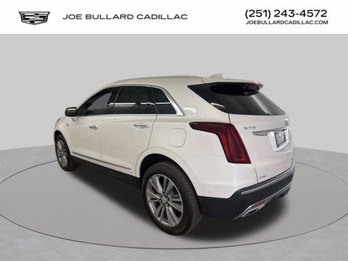 New 2026 Cadillac XT5 Premium Luxury w/ Driver Assist Package FWD image 5