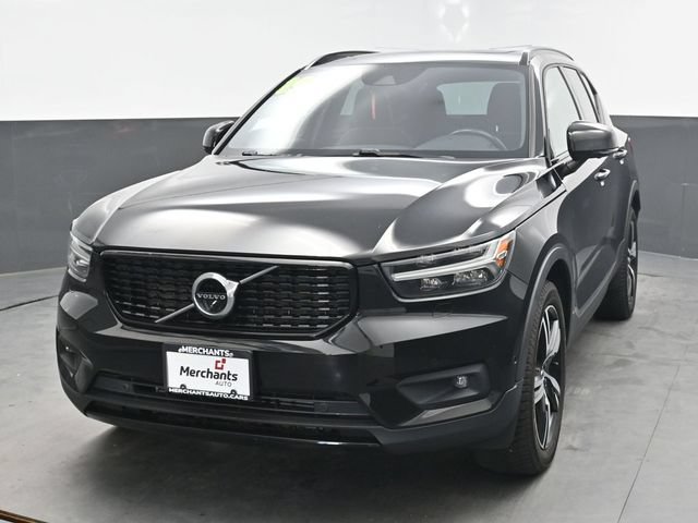 Used 2019 Volvo XC40 T5 R-Design AWD/4WD image 2
