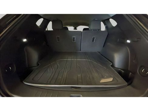 Used 2022 Chevrolet Blazer LT AWD/4WD image 16