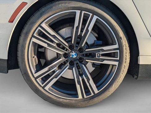 New 2026 BMW 530i w/ M Sport Package image 10