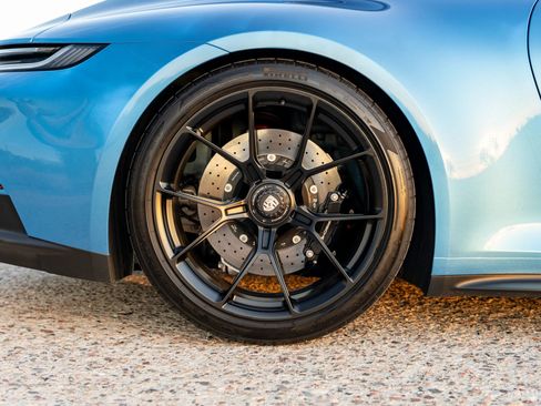 Used 2024 Porsche 911 GT3 RWD image 31