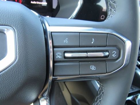 New 2026 GMC Canyon Elevation w/ Convenience Package image 18