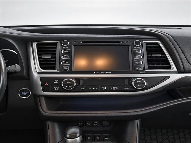Used 2019 Toyota Highlander Limited Platinum AWD/4WD image 15