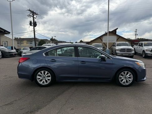 Used 2017 Subaru Legacy 2.5i Premium AWD/4WD image 9