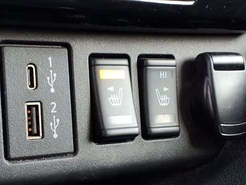 Used 2023 Nissan Leaf SV Plus image 24