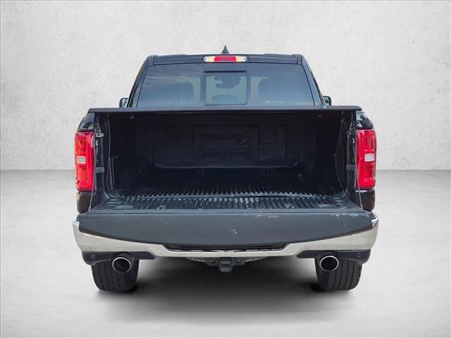 Used 2025 RAM 1500 Laramie AWD/4WD image 6