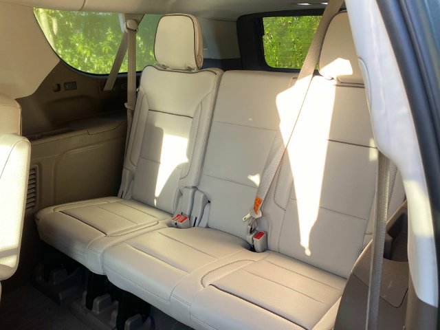Used 2021 GMC Yukon XL Denali w/ Denali Ultimate Package AWD/4WD image 10