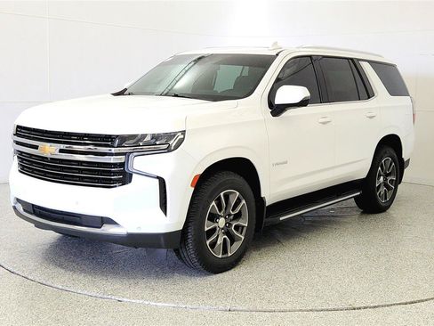 Used 2021 Chevrolet Tahoe LT w/ LT Signature Plus Package AWD/4WD image 3