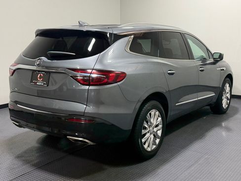 Used 2020 Buick Enclave Essence w/ Sound and Sites Package AWD/4WD image 5