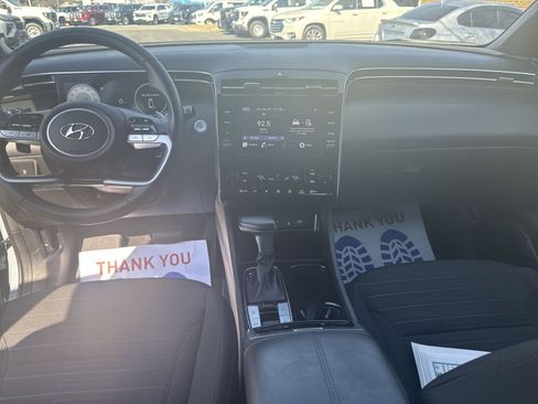 Used 2022 Hyundai Santa Cruz SEL Premium image 21