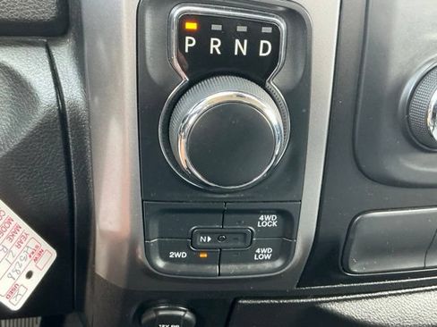 Used 2021 RAM 1500 Classic SLT AWD/4WD image 15