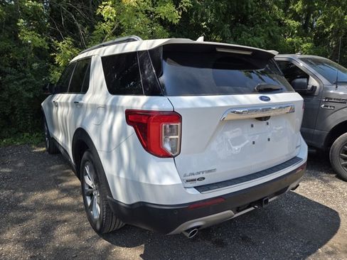 Used 2022 Ford Explorer Limited w/ Class IV Trailer Tow Package AWD/4WD image 3
