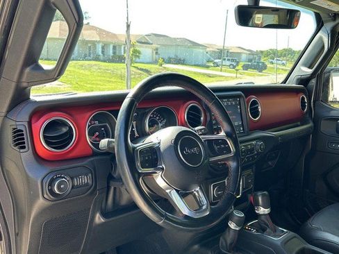 Used 2020 Jeep Wrangler Unlimited Rubicon AWD/4WD image 14
