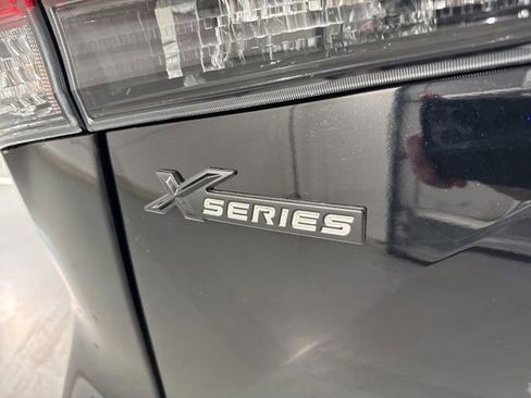 New 2026 Toyota Highlander Limited image 9