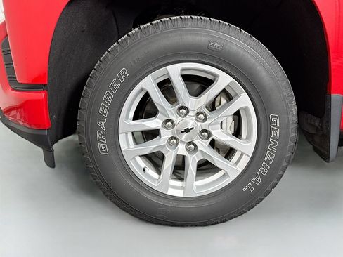 Used 2019 Chevrolet Silverado 1500 RST AWD/4WD image 29