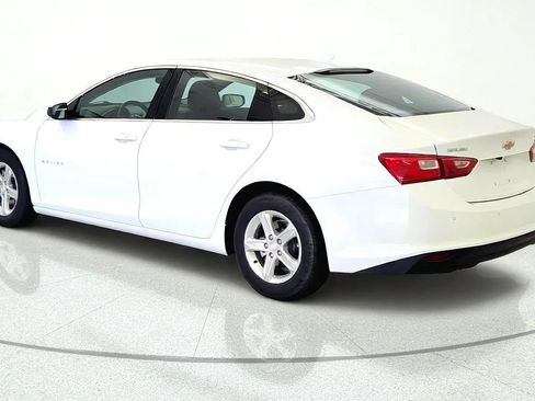 Used 2024 Chevrolet Malibu LT FWD image 4