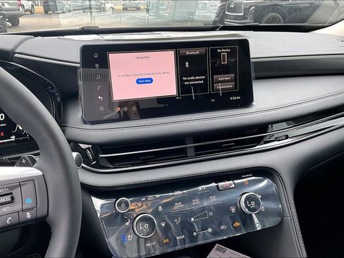 New 2026 INFINITI QX60 Luxe image 11