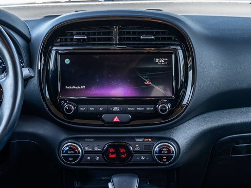 Used 2022 Kia Soul X-Line FWD image 27