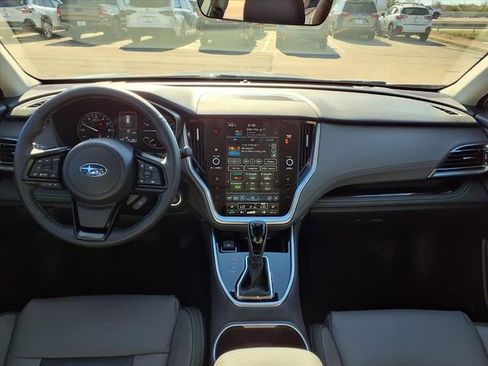 Certified 2025 Subaru Outback Onyx Edition image 5