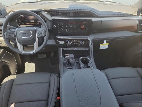 New 2026 GMC Sierra 1500 Denali w/ Denali Reserve Package image 10