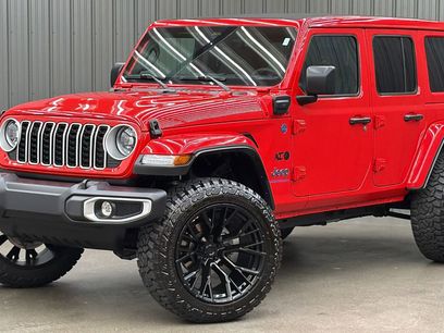 Used 2025 Jeep Wrangler Unlimited Sahara w/ Safety Group