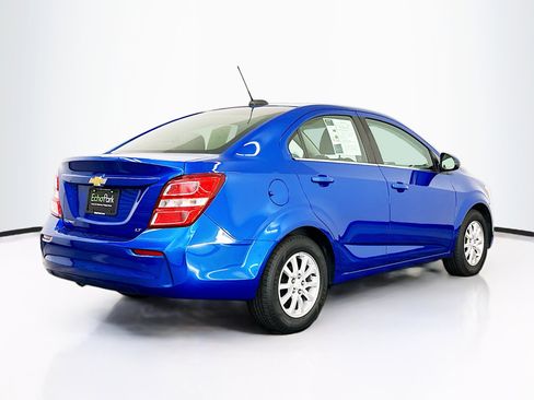 Used 2018 Chevrolet Sonic LT image 9