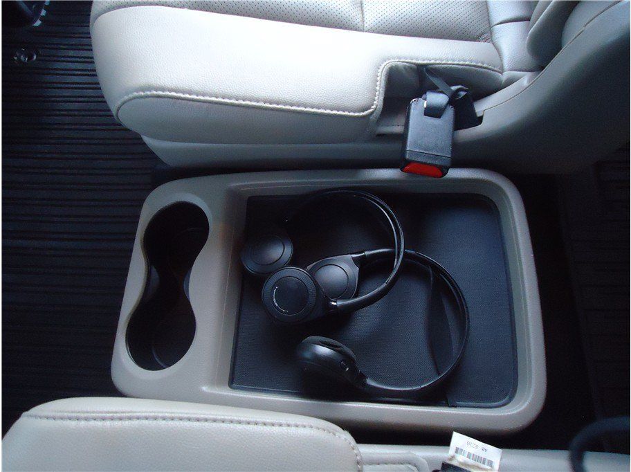 Used 2016 Honda Pilot Elite image 22