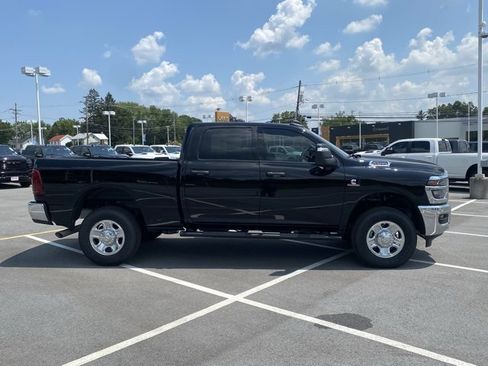 New 2025 RAM 2500 Tradesman image 9