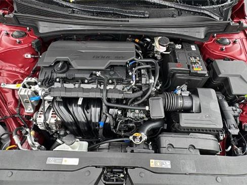 New 2025 Hyundai Elantra Sport image 12