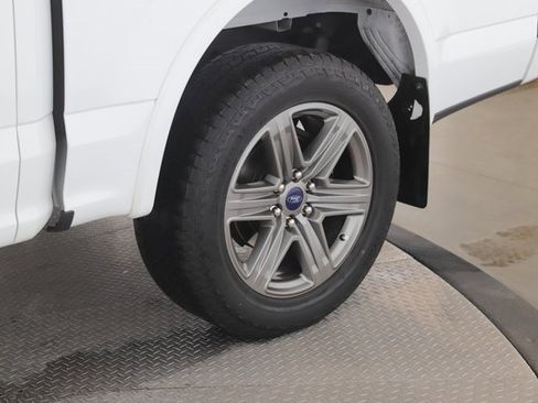 Used 2020 Ford F150 Lariat w/ Equipment Group 502A Luxury image 14