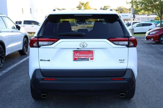 Used 2025 Toyota RAV4 XLE AWD/4WD image 6