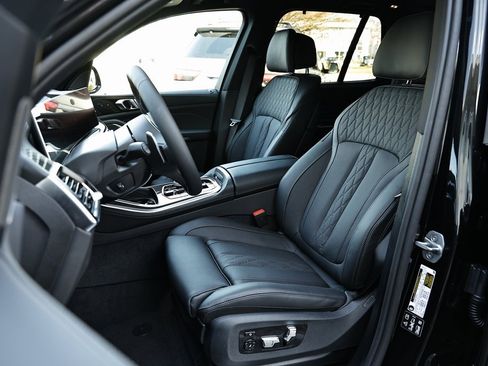 New 2026 BMW X5 M60i image 20