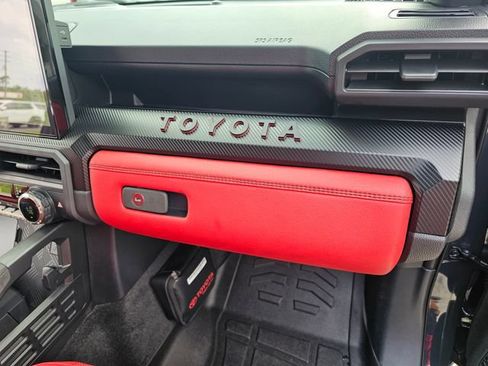 Used 2025 Toyota Tacoma TRD Pro AWD/4WD image 23