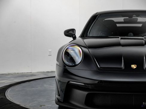 Used 2022 Porsche 911 GT3 image 30
