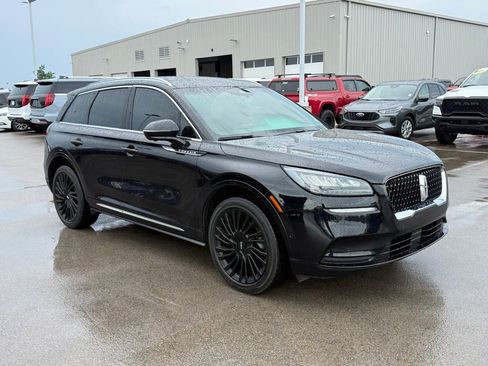 Used 2022 Lincoln Corsair Reserve w/ Equipment Group 201A AWD/4WD image 2
