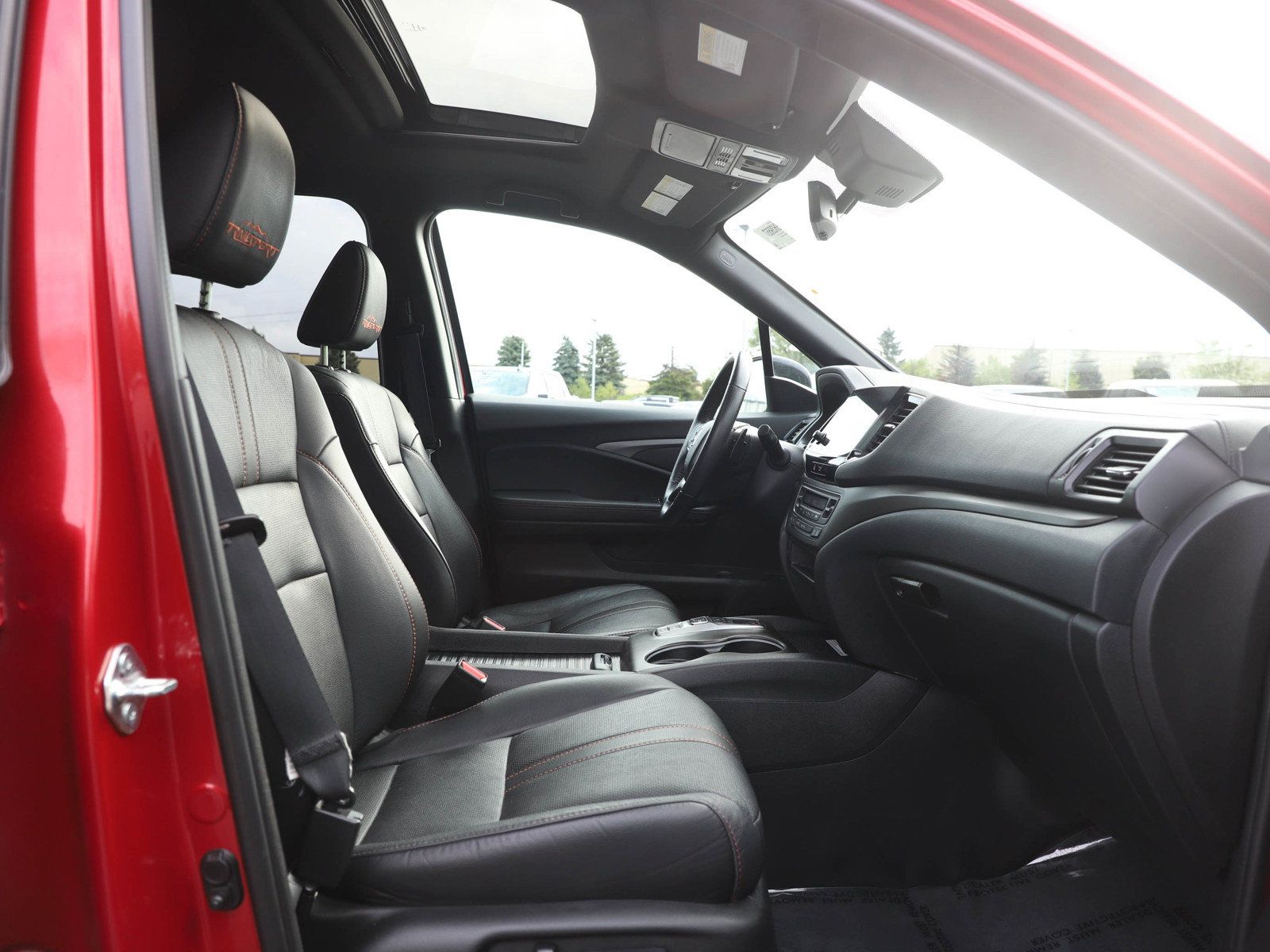 Used 2022 Honda Passport TrailSport image 11