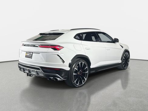 Used 2019 Lamborghini Urus AWD/4WD image 3