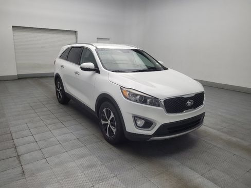 Used 2018 Kia Sorento EX FWD image 13