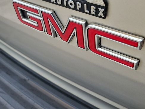 Used 2008 GMC Yukon SLT w/ SLT Preferred Equipment Group image 6