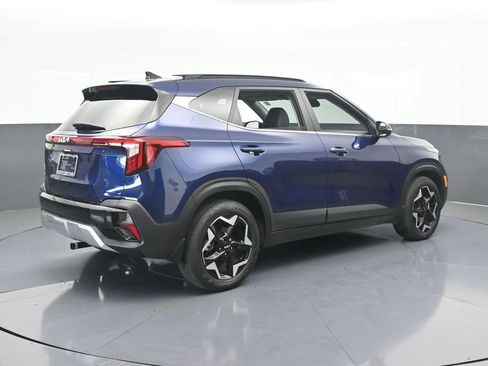 Used 2024 Kia Seltos EX image 6